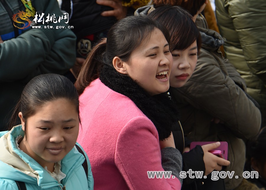 健康過(guò)大年 快樂(lè)在醫(yī)院—縣人民醫(yī)院迎新春系列活動(dòng)之齊步走