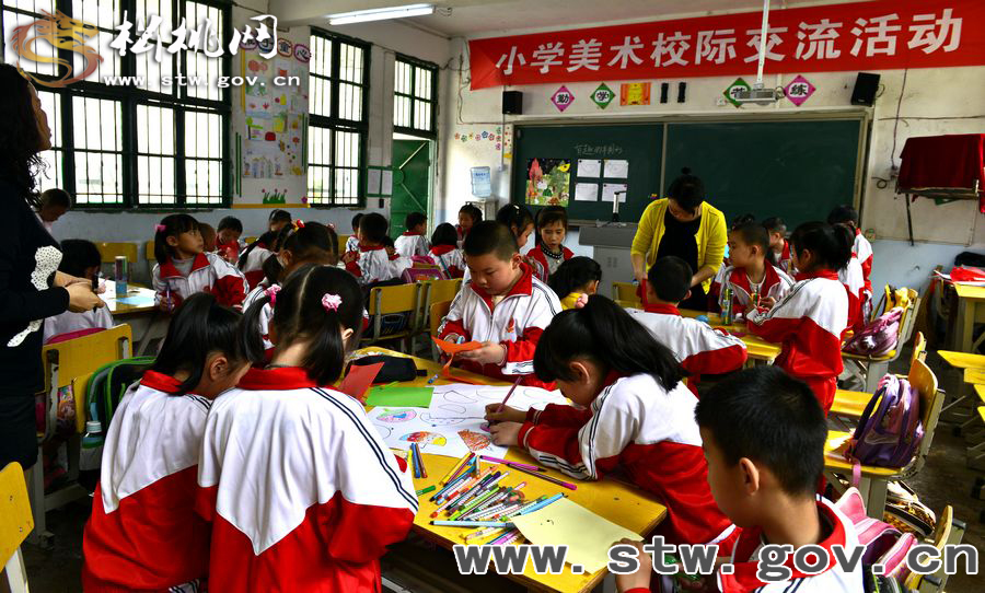 松桃：校際聯(lián)動(dòng)研培 助力教師成長(zhǎng)