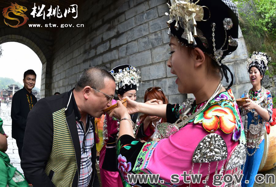 央視聚焦松桃，唱響苗家中國(guó)夢(mèng)