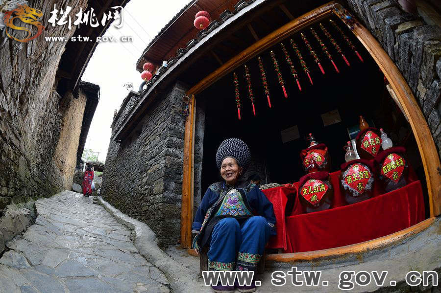 央視聚焦松桃，唱響苗家中國夢