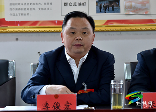 ​李俊宏參加烏羅冷水溪石梁代表團審議時強調
