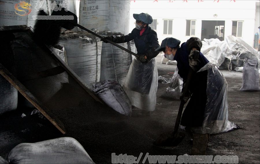 走進(jìn)黔東美鎮(zhèn) 感受工業(yè)魅力