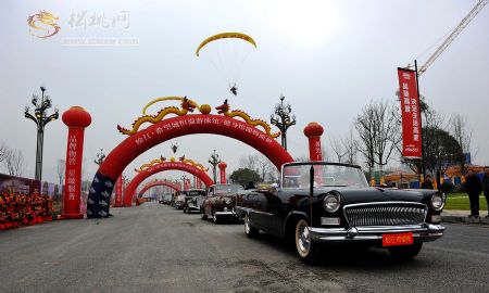 豪車(chē)名模聚松江希望城活動(dòng)剪影