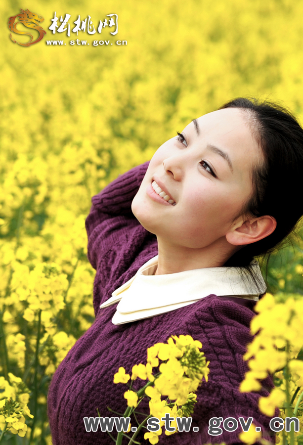三月花海醉苗鄉(xiāng)