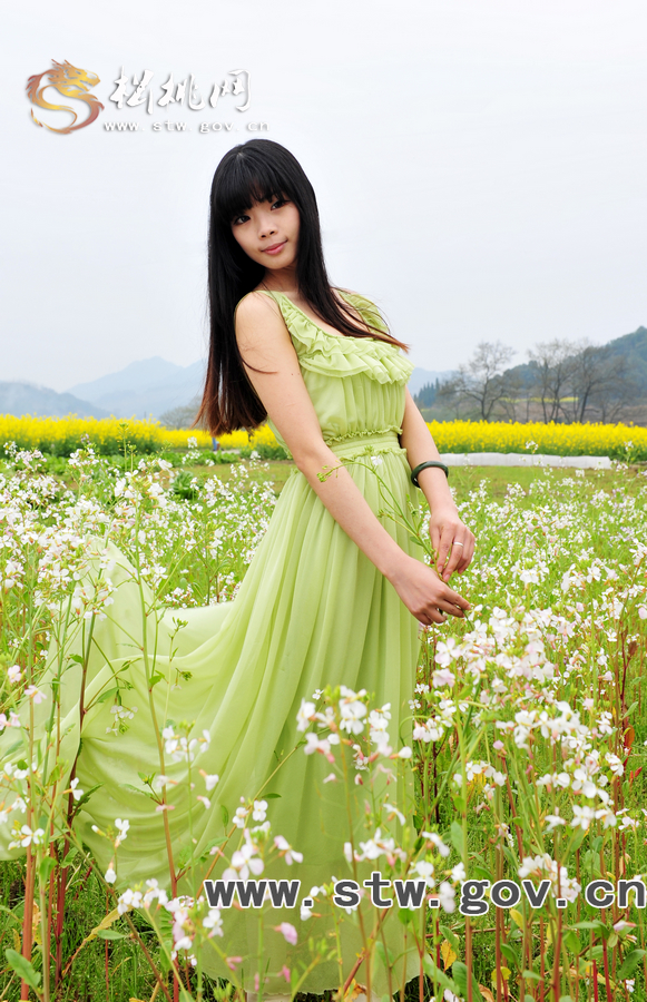 “府城”油菜花人像