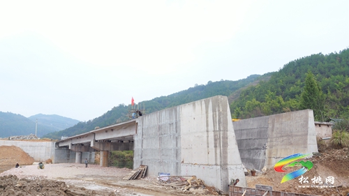 大坪場鎮(zhèn)：修民生橋 通振興路