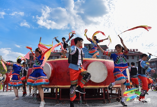 松桃苗族花鼓入選2022中華體育文化優(yōu)秀項目