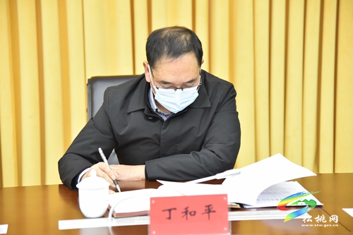 縣委2022年第22次常委會(huì)議召開