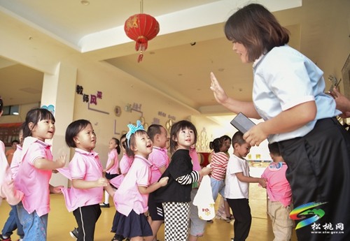 松桃實(shí)驗(yàn)幼兒園:開(kāi)學(xué)真暖心