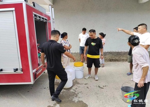 普覺鎮(zhèn)：消防送水解民憂，持續(xù)抗旱保民生