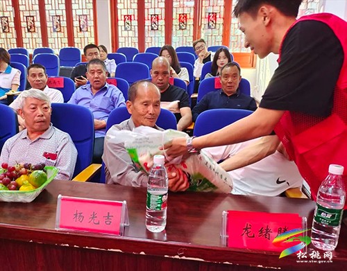 強(qiáng)組織 增活力 || 團(tuán)山社區(qū)開(kāi)展國(guó)慶重陽(yáng)雙節(jié)系列活動(dòng)