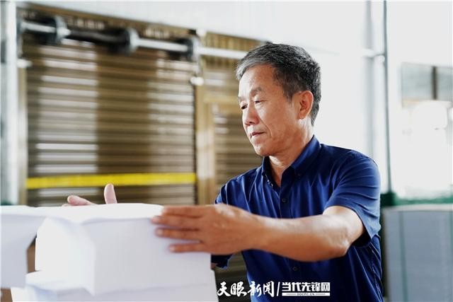 【二十大代表風(fēng)采】冷朝剛：將幸福生活進(jìn)行到底