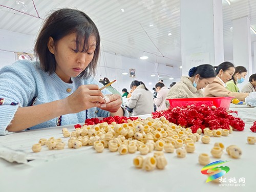 大路鎮(zhèn):家門口可就業(yè) 微工廠促增收