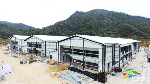 石梁鄉(xiāng):30萬羽蛋雞養(yǎng)殖項(xiàng)目建設(shè)有序推進(jìn)