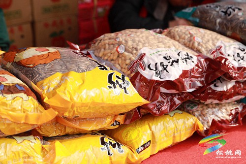 “原味”年貨促消費(fèi) 市場回暖迎新春