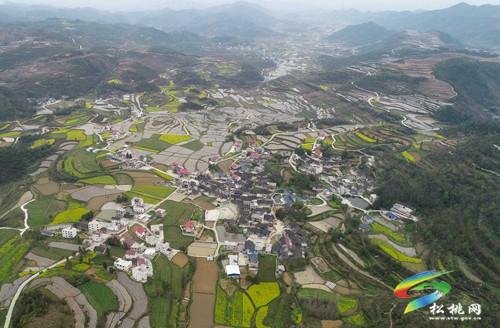 松桃：村美民富產(chǎn)業(yè)興