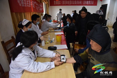 松桃：健康服務(wù)下基層，義診活動(dòng)暖人心