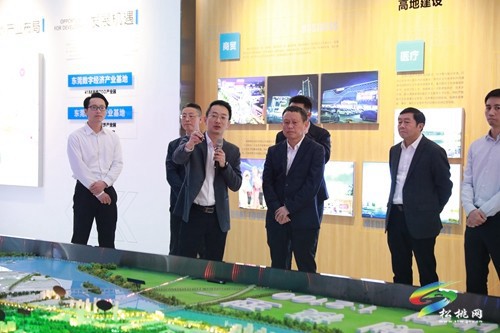龍群躍率隊(duì)到東莞市麻涌鎮(zhèn)、沙田鎮(zhèn)、中堂鎮(zhèn)開(kāi)展招商考察
