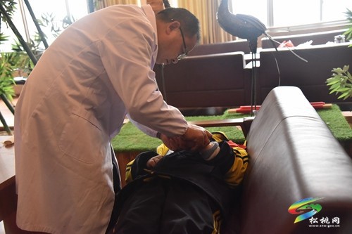中醫(yī)藥文化進校園，傳承國學護健康