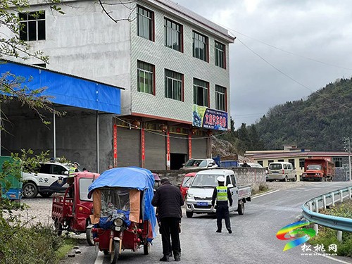 普覺鎮(zhèn)開展農(nóng)村“趕集日”交通安全檢查