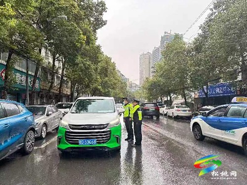 松桃交通運輸綜合執(zhí)法筑牢道路交通安全屏障