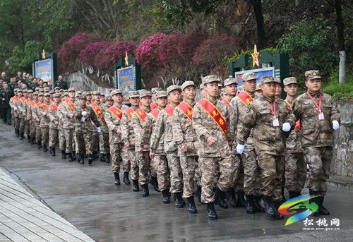 松桃：2023年春季新兵光榮入伍