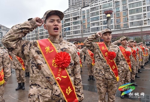 松桃：2023年春季新兵光榮入伍