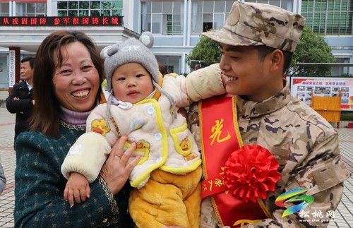 松桃：2023年春季新兵光榮入伍