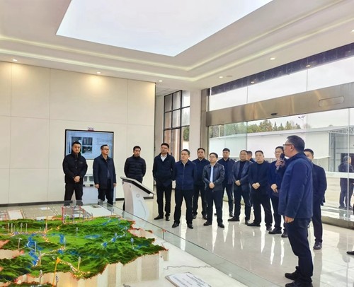 龍群躍到盤信太平營長興堡等地調(diào)研指導(dǎo)工作