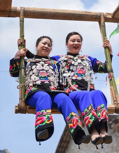 木樹鎮(zhèn)濫泥村:精彩!黔湘渝同胞歡度 “春社節(jié)”