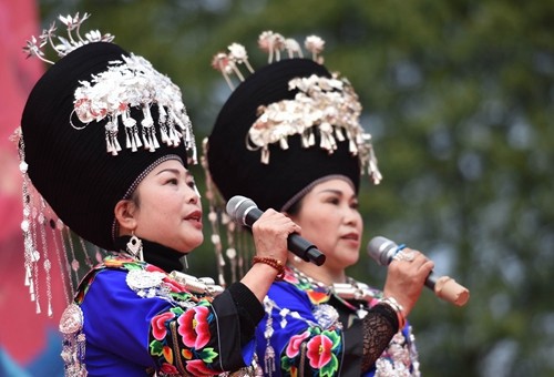 木樹鎮(zhèn)濫泥村:精彩!黔湘渝同胞歡度 “春社節(jié)”