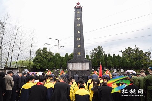 【網(wǎng)絡(luò)中國節(jié)?清明】清明將至 松桃開展多種形式緬懷先烈活動