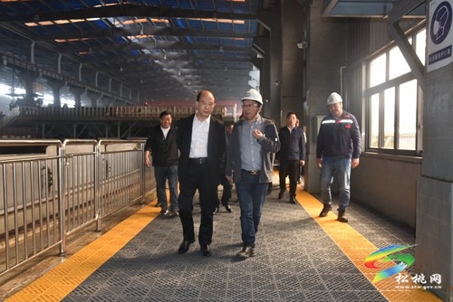 市人大常委會副主任楊彪一行到我縣調(diào)研新型功能材料產(chǎn)業(yè)發(fā)展工作