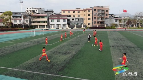 縣第六完小加緊備戰(zhàn)2023年松桃校園足球三級聯(lián)賽