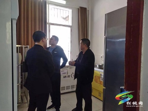 【全民國家安全教育日】寨英鎮(zhèn)開展學校食堂食品安全專項檢查?