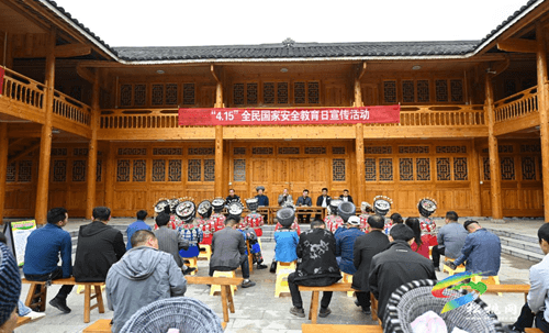 松桃縣開展第八個“4.15”全民國家安全教育日宣傳活動