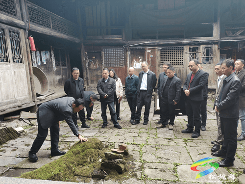 市人大常委會(huì)率隊(duì)到松桃開展紅色遺址遺跡保護(hù) 立法調(diào)研