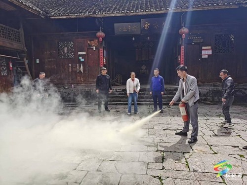 普覺鎮(zhèn)聯(lián)合開展“五一”節(jié)前安全生產(chǎn)專項檢查