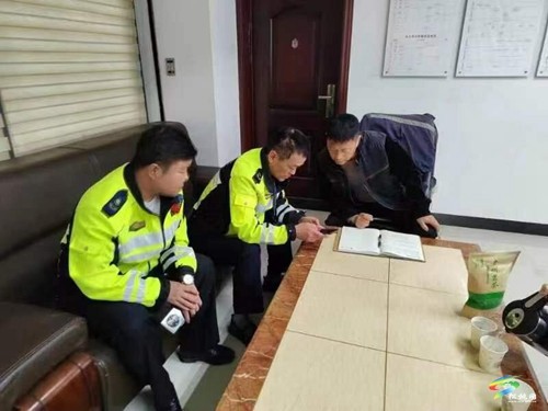 松桃：維護公路路產(chǎn)路權杜絕“運動式執(zhí)法”