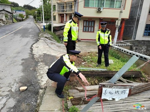 松桃：維護公路路產(chǎn)路權杜絕“運動式執(zhí)法”