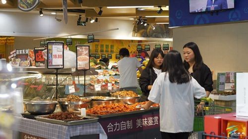 “五一”假期：全縣消費市場加速回暖