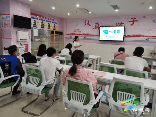 發(fā)揮計生協(xié)會作用 托起群眾幸福生活  ——松桃苗族自治縣計生協(xié)工作綜述