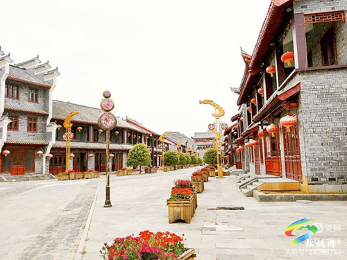 靜美九龍湖
