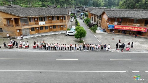 2023年中國公路自行車聯(lián)賽（銅仁站）暨環(huán)梵凈山公路自行車賽個人大組限時賽開賽
