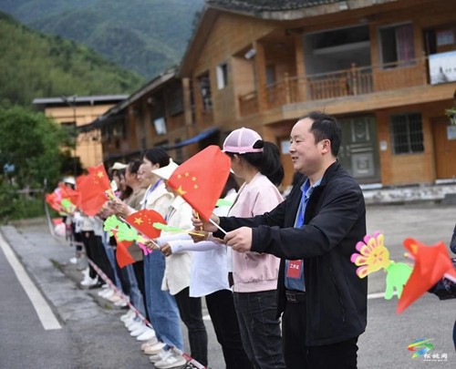 2023年中國公路自行車聯(lián)賽（銅仁站）暨環(huán)梵凈山公路自行車賽個人大組限時賽開賽