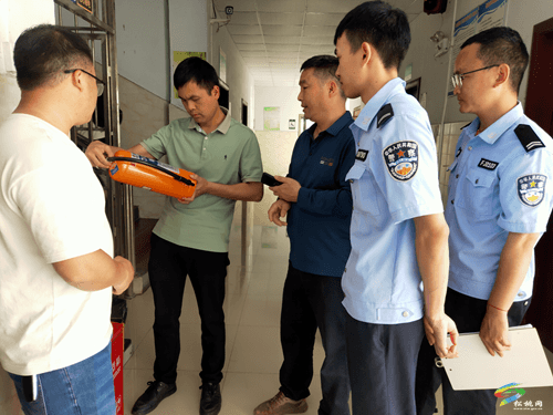 普覺鎮(zhèn)開展消防安全大排查大整治