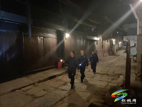 ​寨英古鎮(zhèn)：冬季夜間消防巡查常態(tài)化