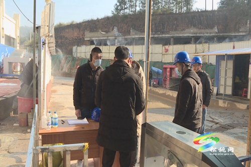 縣住建局開展建筑施工安全和農(nóng)民工工資支付情況檢查