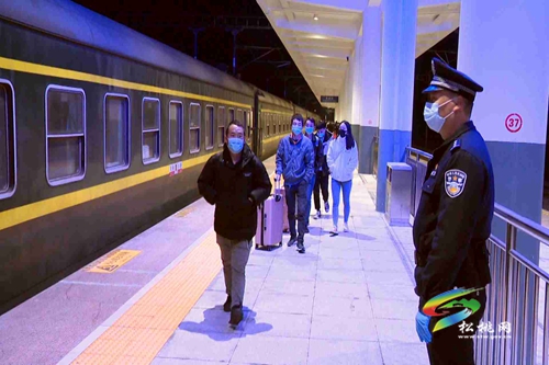 渝懷鐵路K9263\K9264列車運行區(qū)間延至松桃站