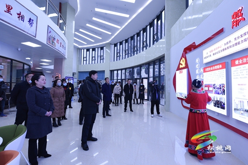 ​銅仁市建設(shè)新時(shí)代文明實(shí)踐中心試點(diǎn)工作調(diào)度會(huì)在松桃召開
